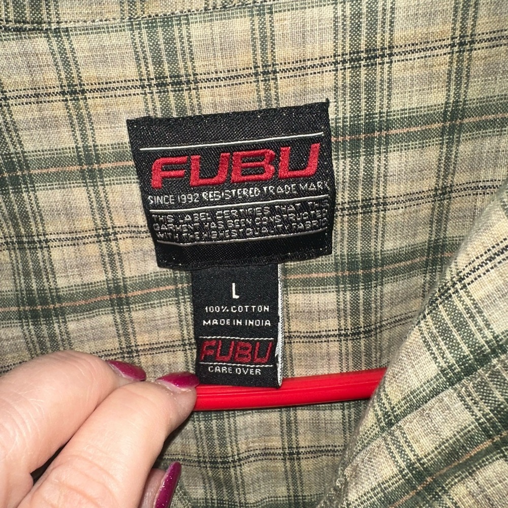 Green Plaid Button-Up Shirt.. Vintage FUBU Button Up - Picture 4 of 4